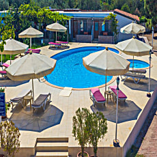 Assos Kadırga Otel